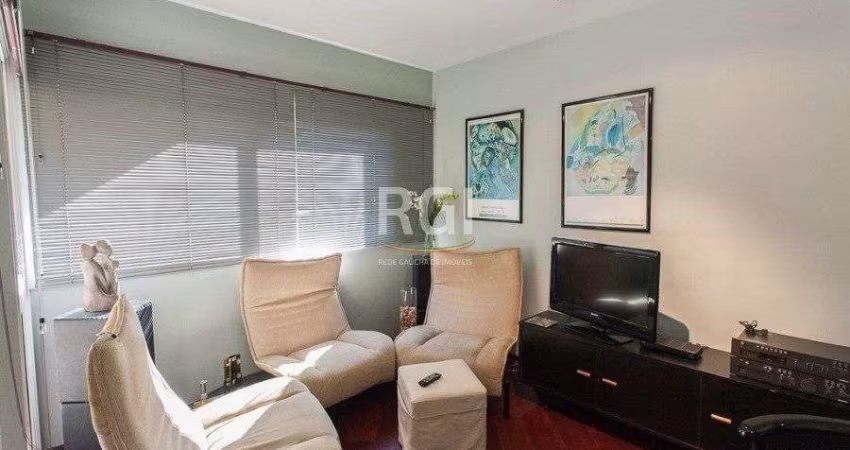 Apartamento para Venda - 122m², 3 dormitórios, 2 vagas - Petrópolis