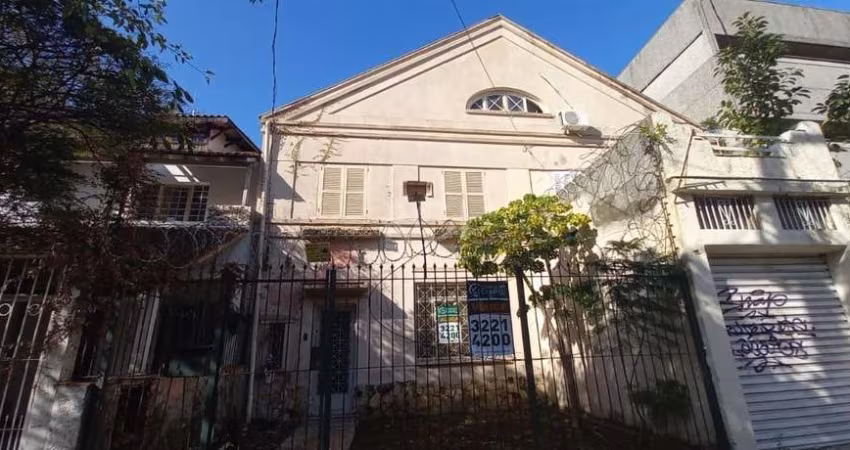 Casa para Venda - 140m², 3 dormitórios, Floresta