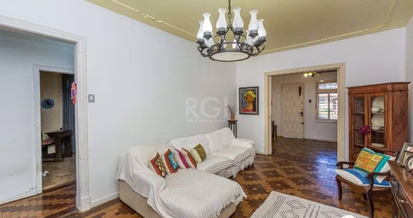 Casa para Venda de 3 dormitórios, Petrópolis