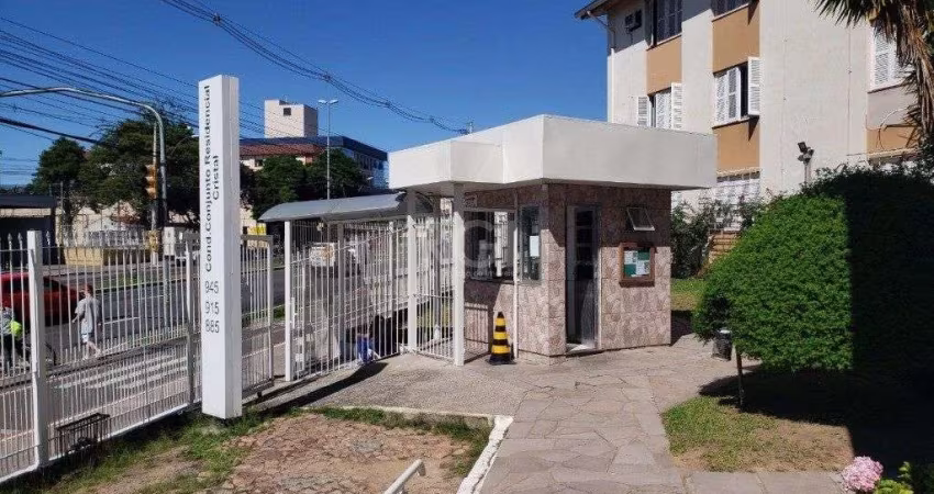 Apartamento 02 dormitórios I bairro Cristal