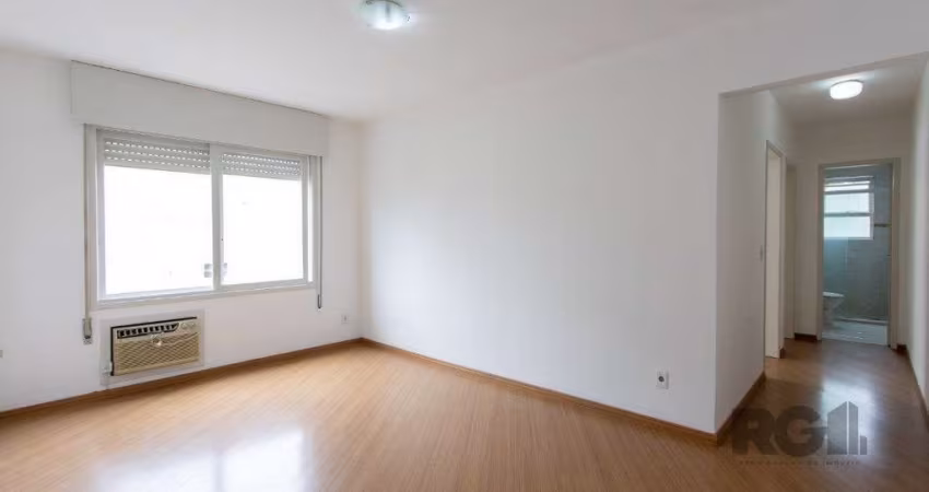 Apartamento de 2 dormitórios no Menino Deus.