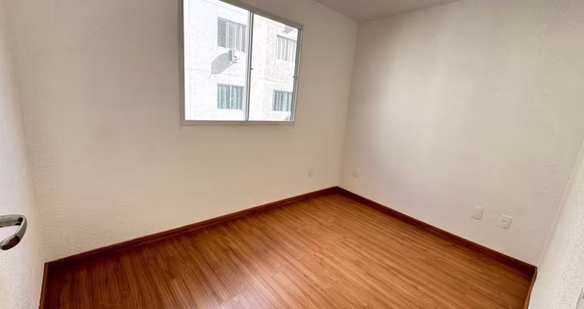 Apartamento no bairro Restinga - 2 dormitórios, com 1 de garagem