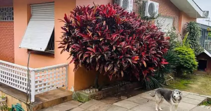 Casa de 3 dormitórios com 206m² à venda no bairro santa tereza.