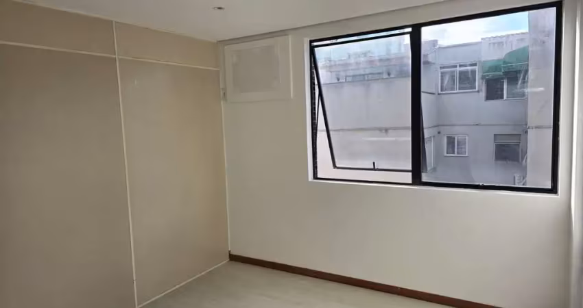 Sala comercial à venda na Rua José de Alencar, 386, Menino Deus, Porto Alegre