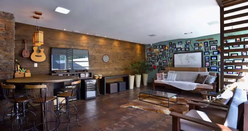 Casa mobiliada com suíte, patio e espaço gourmet completo