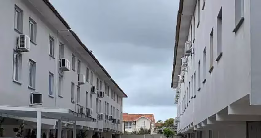 Casa com 2 quartos à venda na Rua Dorival Castilhos Machado, 116 casa, Aberta dos Morros, Porto Alegre