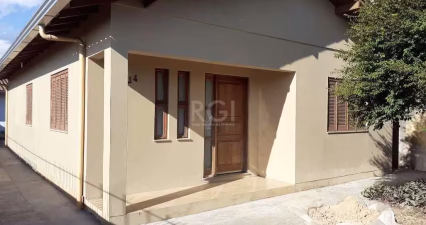 Casa para venda - 170m², 3 dormitórios, sendo 1 suites, 2 vagas - feitoria