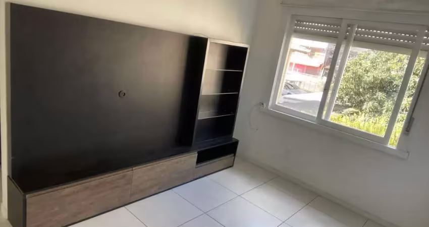 Apartamento com 01 quarto e 01 vaga escriturada no bairro jardim do salso