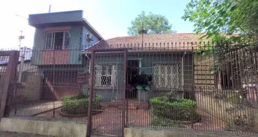 Casa com 3 quartos à venda na Rua Saica, 19, Petrópolis, Porto Alegre