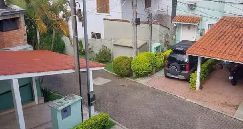 Casa em condominio com 2 dormitorios + garagem prox. zaffari juca batista &amp; desco