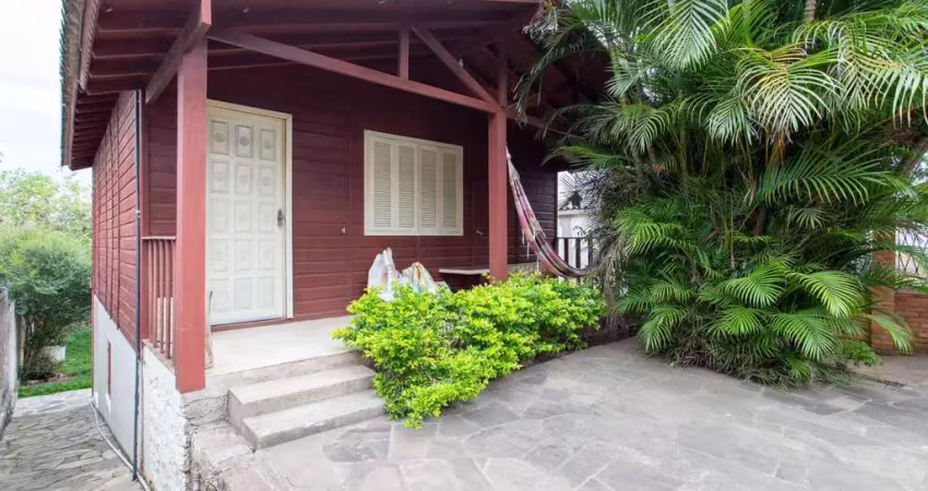 Casa com 2 quartos à venda na Rua Cláudio Rodrigues Nunes, 45, Vila Nova, Porto Alegre
