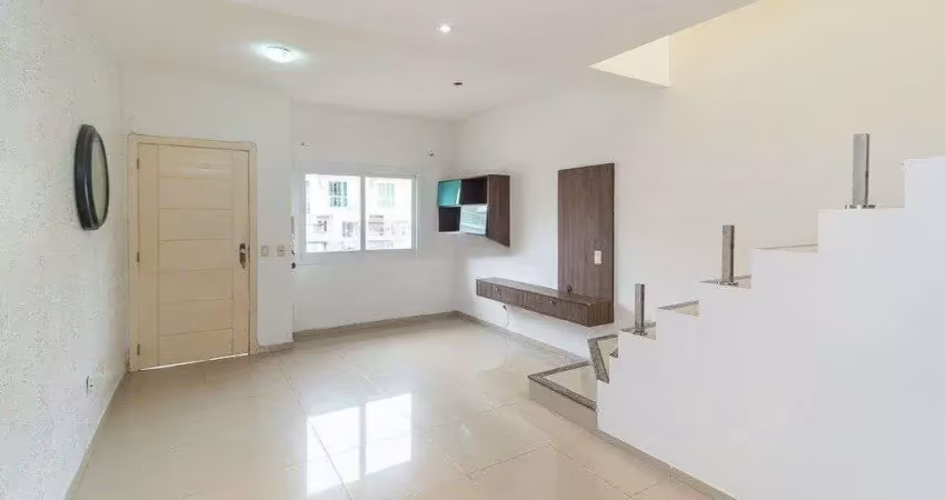 Casa de 2 dormitórios no bairro guarujá - porto alegre