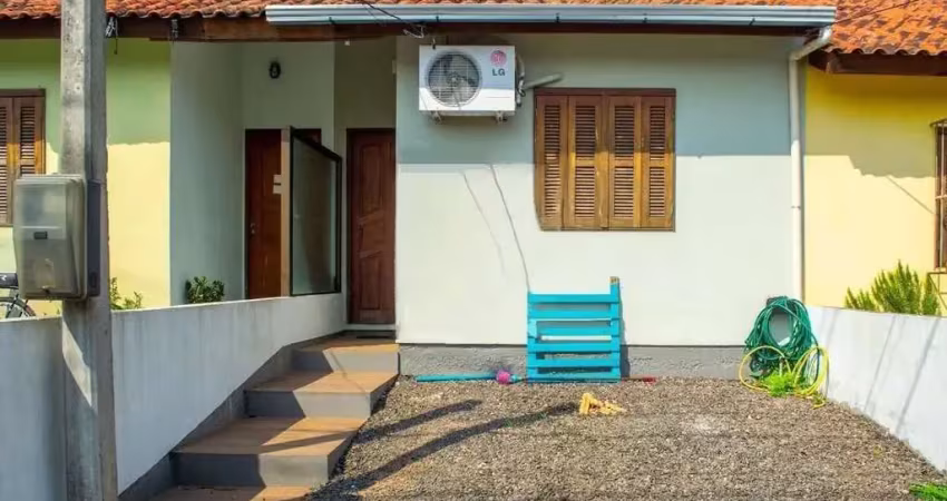 Casa com 1 quarto à venda na Rua Jacundá, 686, Guarujá, Porto Alegre