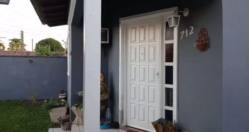 Casa com 3 quartos à venda na Rua Cangucu, 712, Mathias Velho, Canoas