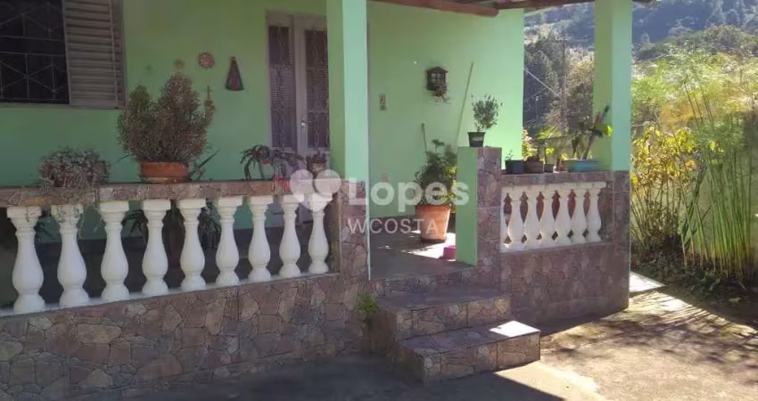Casa com 2 dorms, valor promocional, serra negra aceita permuta