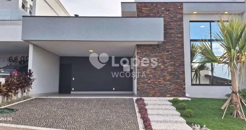 Casa com três suítes, La Dolce Vita