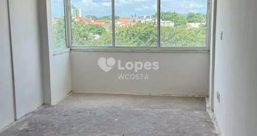 Apartamento com 2 dorms, Edifício Gemini I