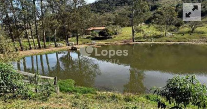 Sítio com 250.000m², entre Monte Sião e Jacutinga