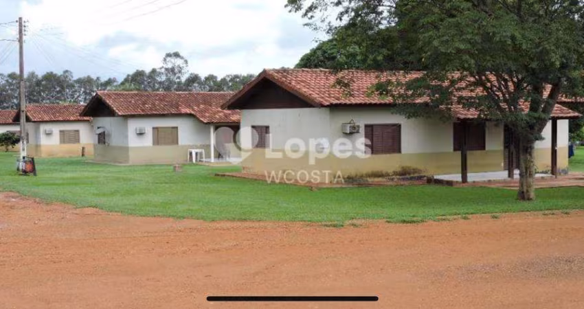 Fazenda de 24.550 há, 100 km de Diamantino/MT