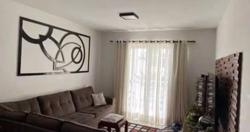Sobrado  com160 m² reformado em Condomínio Fechado, Vila Ema, 3 suítes ,3 vagas