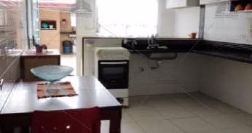 SOBRADO A VENDA NO IPIRANGA - 3 DORMITÓRIOS - 2 SUÍTES - 2 VAGAS - CHURRASQUEIRA