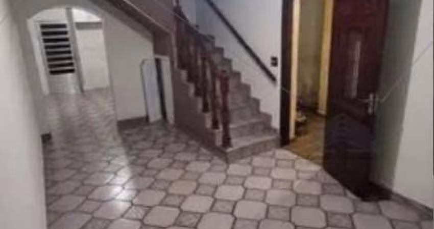 Sobrado Vila Carrão com 3 Dormitórios, 2 Banheiros, Cozinha Planejada, 2 Vagas de Garagem. Próximo à Futura Estação do Metrô