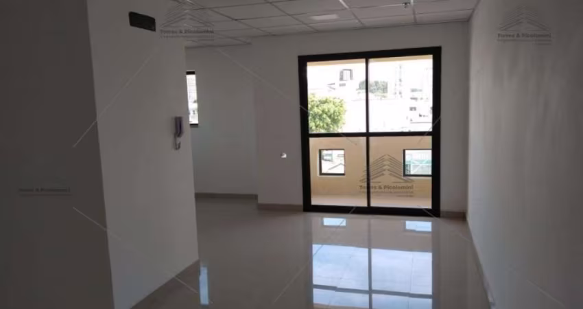 Sala comercial à venda no Tatuapé e Carrão, perto do metrô, 37 m², varanda, 1 vaga, radial leste, metrô carrão