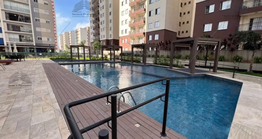 Apartamento em Guarulhos de 75m², varanda gourmet envidraçada, 03 dormitórios sendo uma suíte, deposito, 02 vagas de garagem, andar alto.