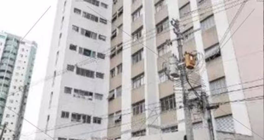 Apartamento Moóca com 120 Metros, 3 Dormitórios, Sala e Cozinha Amplas, 2 banheiros, 1 vaga de garagem. Portaria 24 horas. Próximo Parque Sabesp