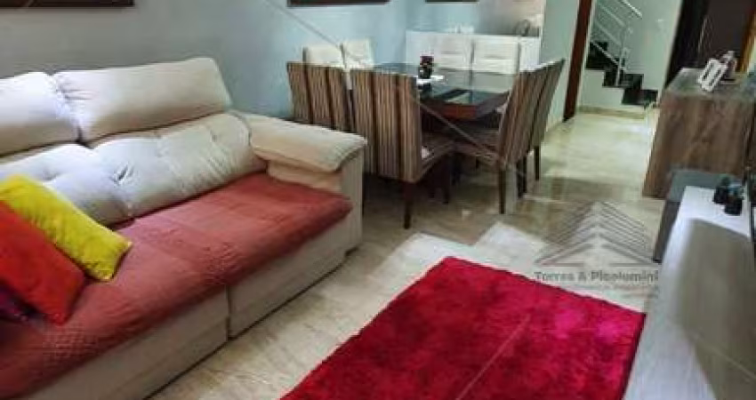 Sobrado de 140 m² a venda no Parque São Lucas, com 3 dormitórios sendo 1 suíte com closet, 3 banheiros, lavabo, sala para 2 ambientes, estar e jantar,