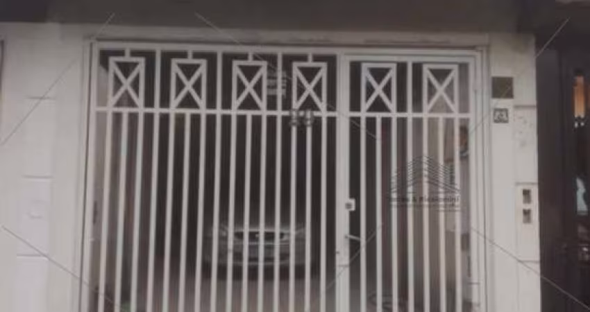 Sobrado a venda de 90 m² no São Lucas, 2 suítes, 3 banheiros, varanda, portão automático, cozinha planejada, lavanderia, churrasqueira, 2 vagas