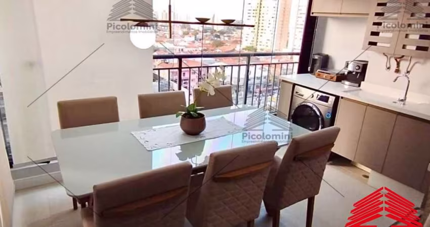 Apartamento 66m2 no Tatuapé, a 300mts do metrô Carrão, com fino acabamento, 3 dormitórios sendo 1 suíte, semi-mobiliado, vaga de garagem