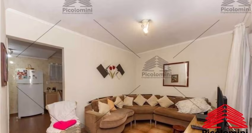 Sobrado a venda de 202 m² no Jardim Anália Franco, 5 dormitórios, 2 suítes, 4 banheiros, lavanderia, área de serviço, churrasqueira, 2 vagas