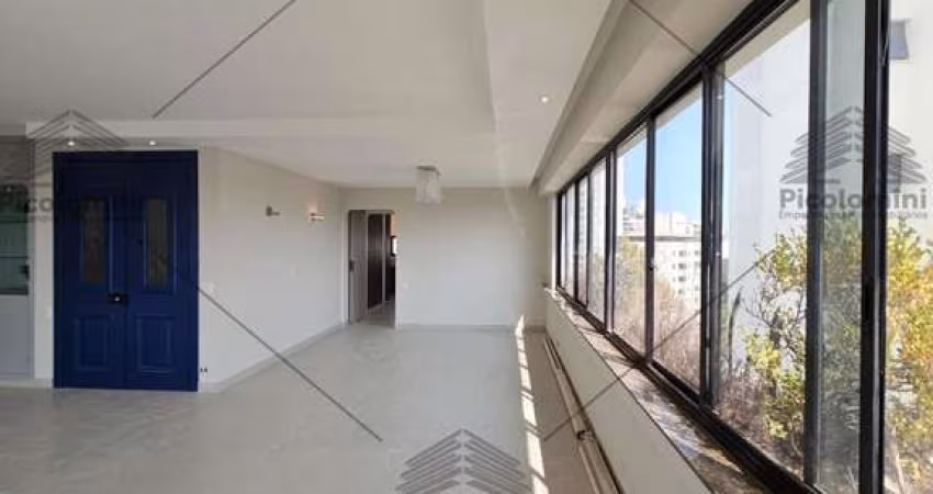 Apartamento 180m2, Vila Alexandria, Suíte, closet, reformado e moderno, móveis planejados, 3 vagas de garagem, alto padrão