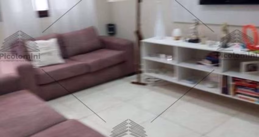 Sobrado a venda de 184 m² no Parque da Mooca, 2 dormitórios, 3 banheiros, lavanderia, sala para 2 ambientes, cozinha planejada, churrasqueira, 2 vagas