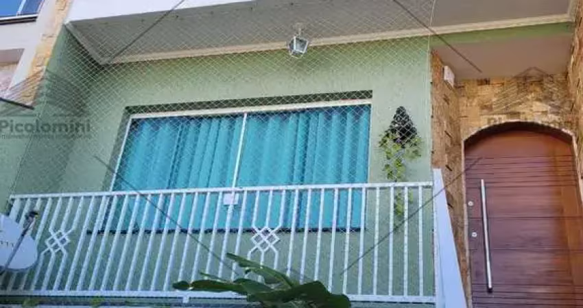 Imperdível: Casa à venda em São Caetano do Sul-SP, Bairro Olímpico, 3 quartos, 3 suítes, 3 salas, 6 banheiros, 8 vagas, 270m².