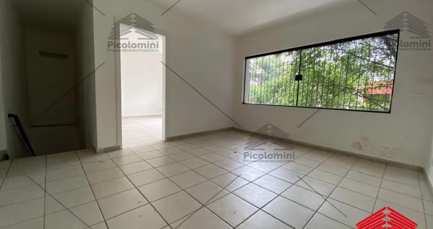 Conjunto de 8 salas comerciais para locação na Mooca em ótima Localização, cerca de 198m2, cozinha,  2 banheiros e quintal