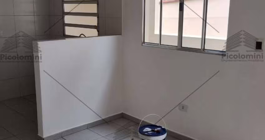 Casa de vila para locação na Vila Prudente de 33m², 1 quarto, sala, cozinha americana, 1 banheiro, área de serviço