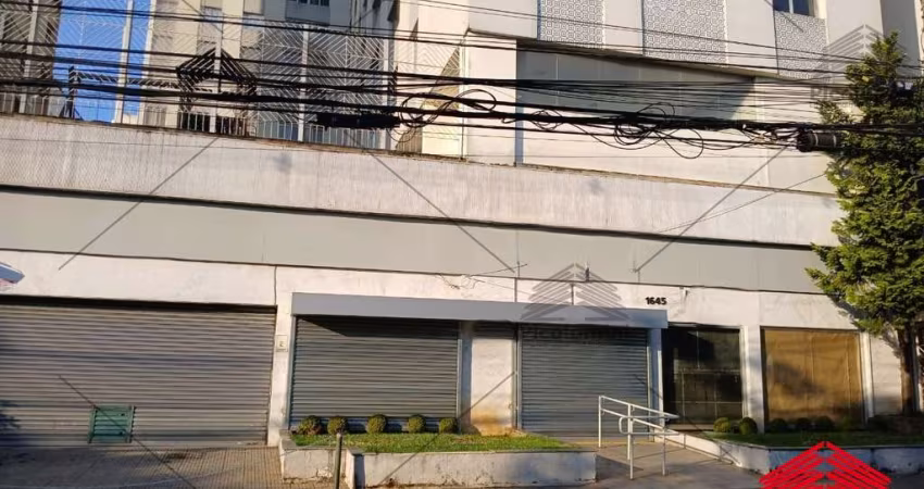Ponto Comercial, 1374 m², excelente localização, Av. Paes de Barros , antigo  Banco Santander, 26 vagas, 6 banheiros, em frente laboratório CDB