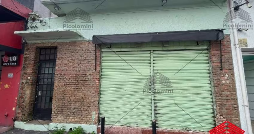 Salão Comercial à Venda na Moóca, São Paulo-SP: 3 Salas, 2 Banheiros, 200m² de Área