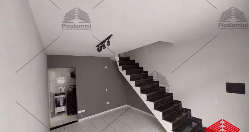 Casa em Condomínio à Venda na Vila Prudente, 75 Metros, 2 Quartos, sala 2 ambientes com sacada, 1 Banheiro e 1 Vaga! espaço gourmet e playground