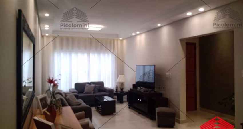 Sobrado a venda na Vila Zelina de 245m², 3 suítes sendo 1 com closet, 5 banheiros, Sala, Copa e cozinha integrada, Área gourmet, 6 vagas de garagem