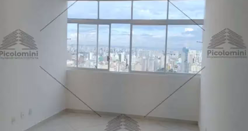 Apartamento a venda no Centro, Edificio Copan 1 quarto, 1 banheiro, 27 metros, próximo ao metro