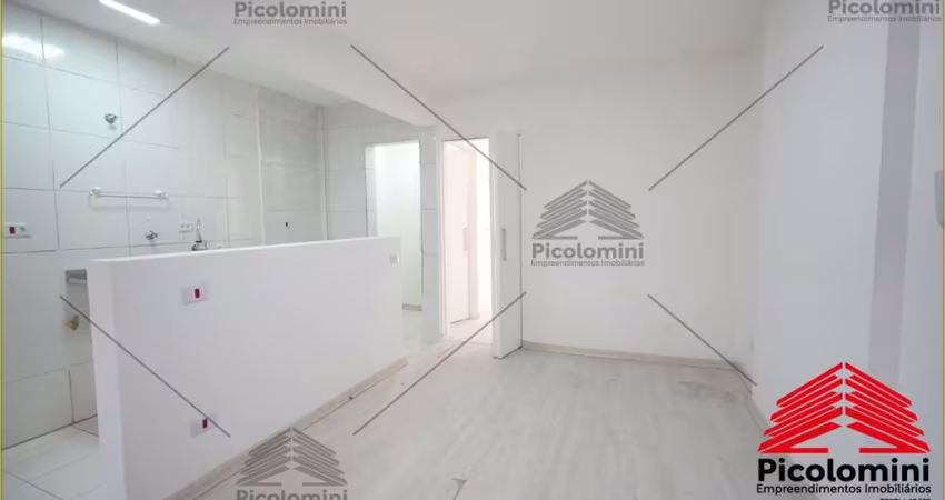 Apartamento a venda na Consolação, 1 quarto, 1 banheiro, cozinha e área de serviço.