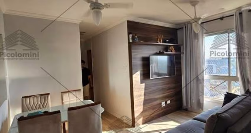 Apartamento 50m2 na Vila Ré a 600mts da estação Patriarca, totalmente mobiliado, 2 quartos, sala 2 ambientes, vaga de garagem