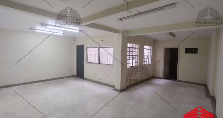 Galpão para locação na Mooca de 390m², varias salas, 2 andares, 10 de frente por 39 de fundo
