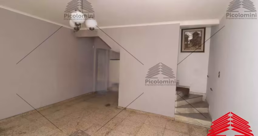 Sobrado para locação na Vila Carrão de 272m², 3 quartos, 2 banheiros, lavanderia, moveis planejados, piso frio, área de serviço,  2 vagas de garagem