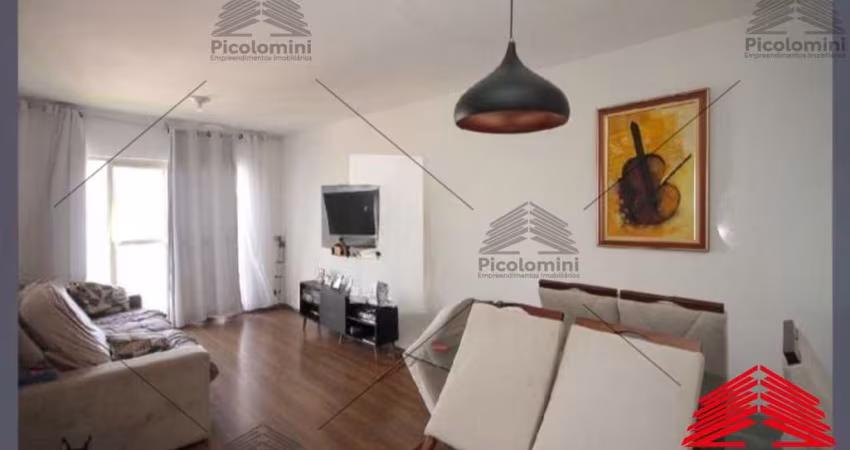 Apartamento à venda  na Vila Ema com 2 quartos, sala, banheiro e vaga de garagem!