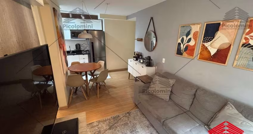 Apartamento à venda no Cambuci Todo Decorado, 42 metros, 2 quartos, sala 2 ambientes, 1 banheiro, móveis planejados, academia, espaço gourmet e mais