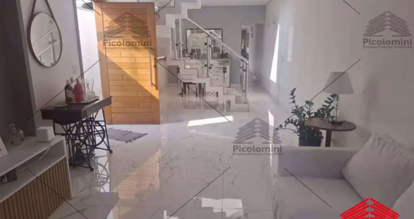 Casa  à Venda  Na Vila Prudente, Sobrado, 250m²,  3 ou 4 quartos com dependência de empregada. Suíte ,closet , 2 vagas, Quintal